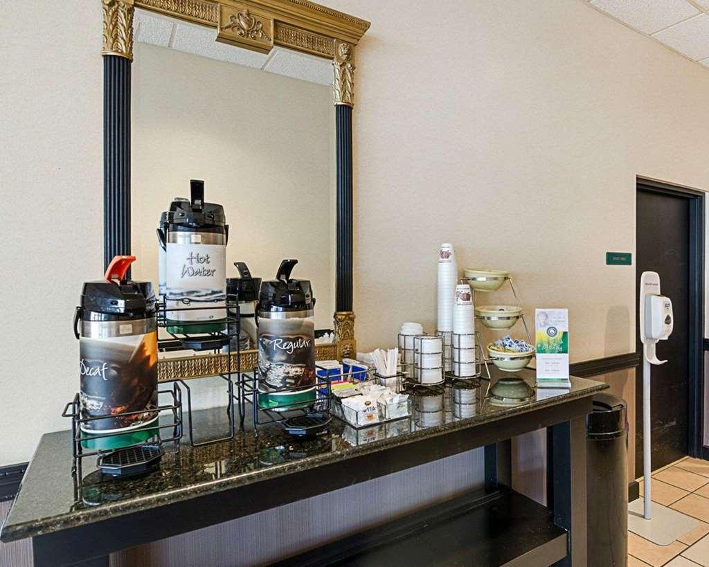 Quality Inn Lewisburg Restaurant bilde
